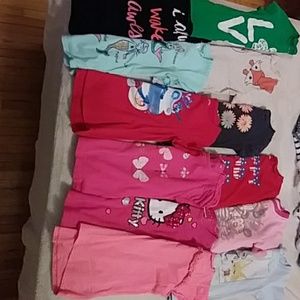 12 size 6/6x tshirts.